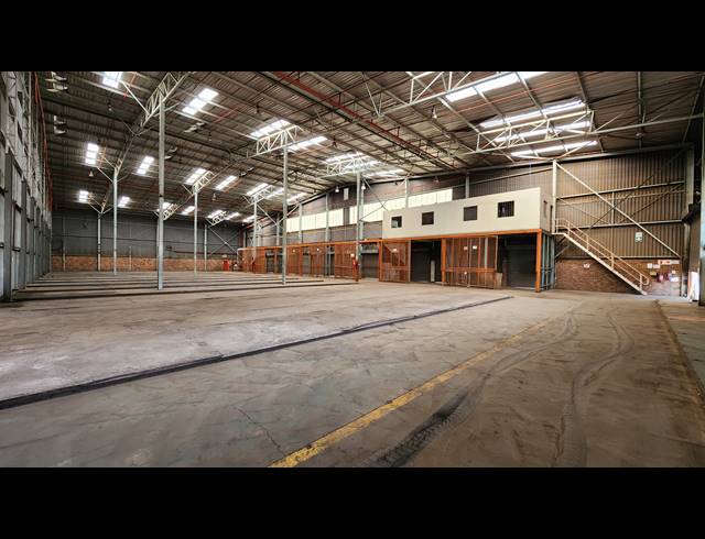 8,000M² WAREHOUSE TO LET IN SPARTAN